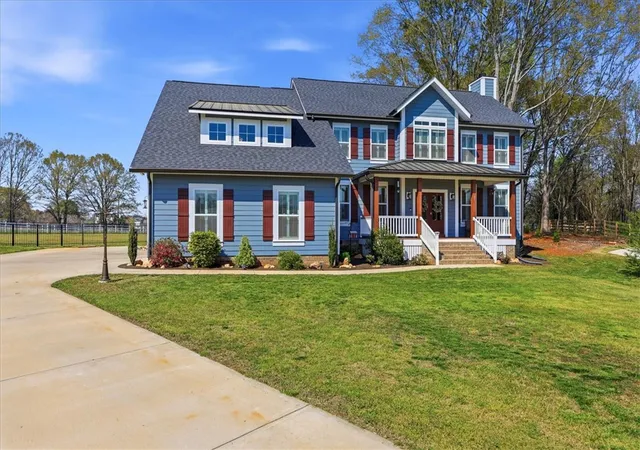 Photo 2 of Single family home for sale at 27 Camarillo Ct, Pelzer, SC 29669 | MLS# 20303859 | Listing updated on 2026-07-31