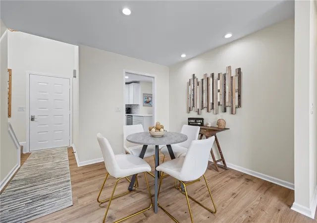 4th image of 94 Point Pl, Westminster, SC 29693 | MLS# 20303343