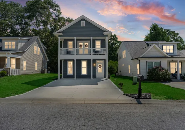 Photo 1 of Single family home for sale at 111 Crown Ct, Williamston, SC 29697 | MLS# 20303567 | Listing updated on 2026-07-25