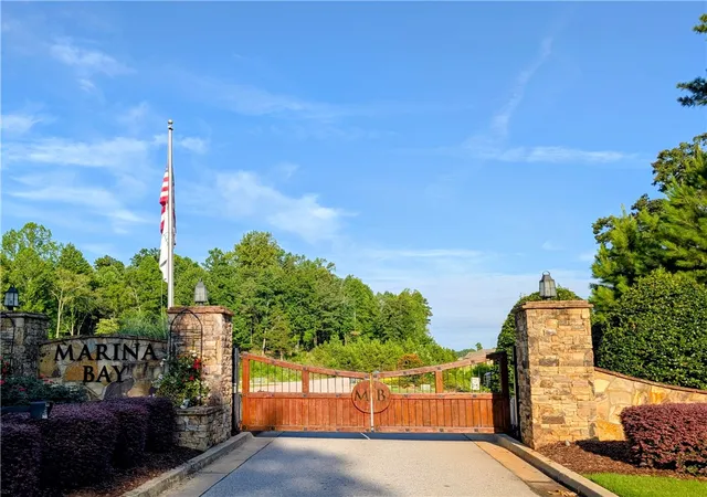 2nd image of 408 Marina Bay Dr, Seneca, SC 29672 | MLS# 20303857
