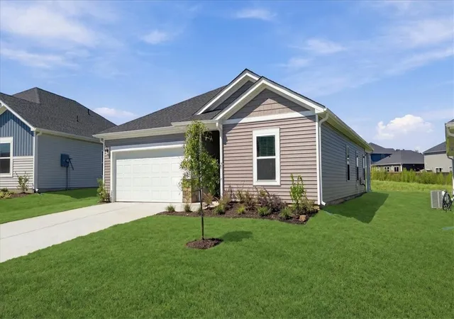Photo 3 of Sale Pending at 729 Parry Ct, Woodruff, SC 29388 | MLS# 20303729 | Listing updated on 2026-10-13