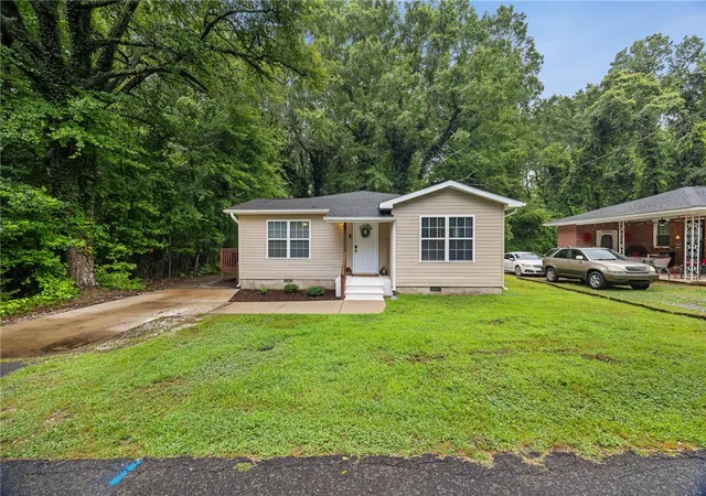 Photo 1 of Single family home for sale at 109 Boyce Cir, Belton, SC 29627 | MLS# 20303941 | Listing updated on 2026-09-14