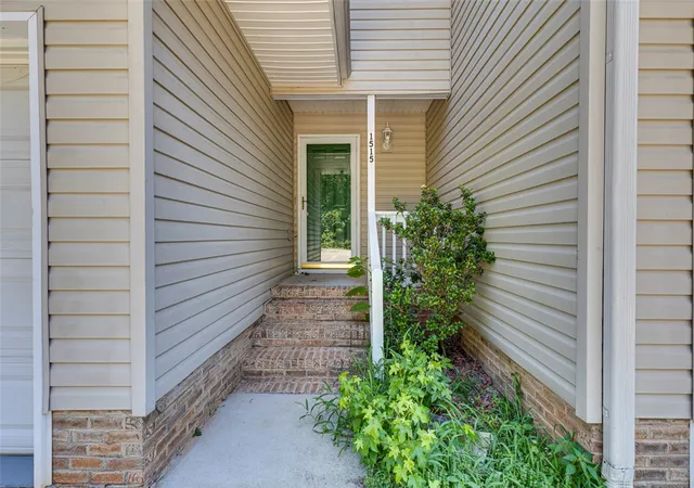 Photo 3 of Townhouse for sale at 1515a Marina Rd, Anderson, SC 29625 | MLS# 20303940 | Listing updated on 2026-08-25