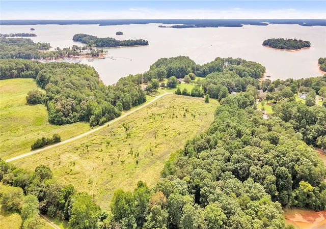 Photo 4 of House for sale at 03 Is Point Rd, Starr, SC 29684 | MLS# 20303965 | Listing updated on 2026-07-17