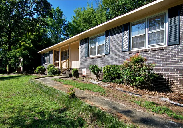 Homes for sale in Clemson, SC | 102 Broad St, Clemson, SC 29631 | MLS# 20303879