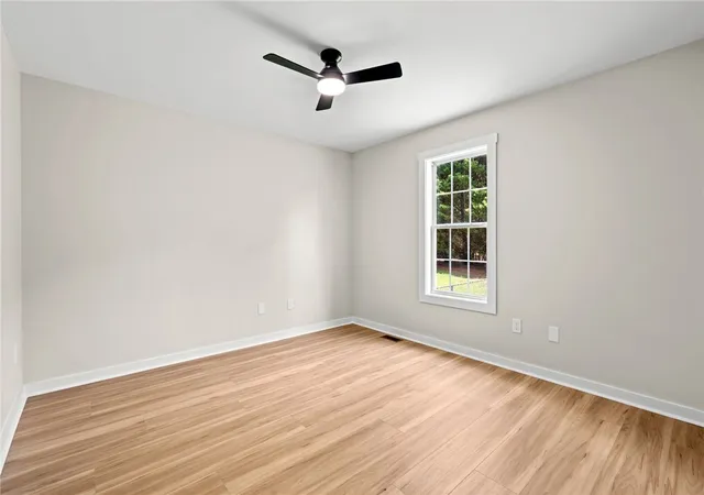 2nd image of 111 Bear Rd, Piedmont, SC 29673 | MLS# 20303993