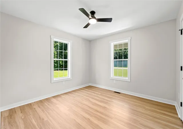 3rd image of 111 Bear Rd, Piedmont, SC 29673 | MLS# 20303993