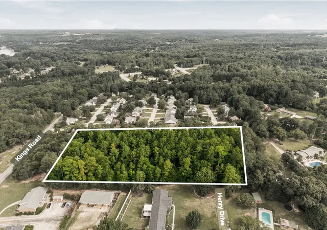 Photo 1 of Land for sale at 00 Henry Dr, Anderson, SC 29621 | MLS# 20303936 | Listing updated on 2026-08-13