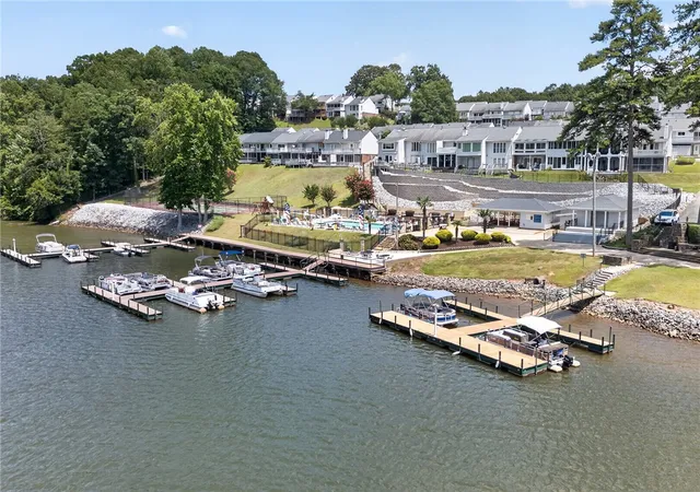 Photo 3 of Townhouse for sale at 61 Topsail Ct, Greenville, SC 29611 | MLS# 20303961 | Listing updated on 2026-09-14