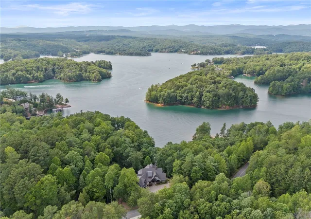 Homes for sale in Sunset, SC | 200 Saranac Dr, Sunset, SC 29685 | MLS# 20303796
