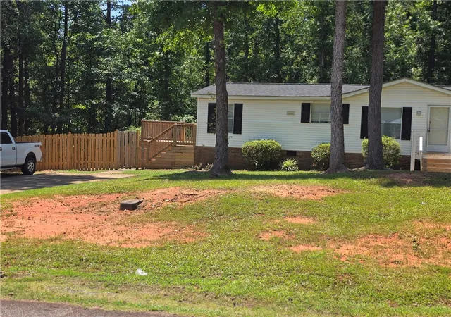 Photo 2 of Manufactured home for sale at 234 Forest Ln, Starr, SC 29684 | MLS# 20303855 | Listing updated on 2026-07-17