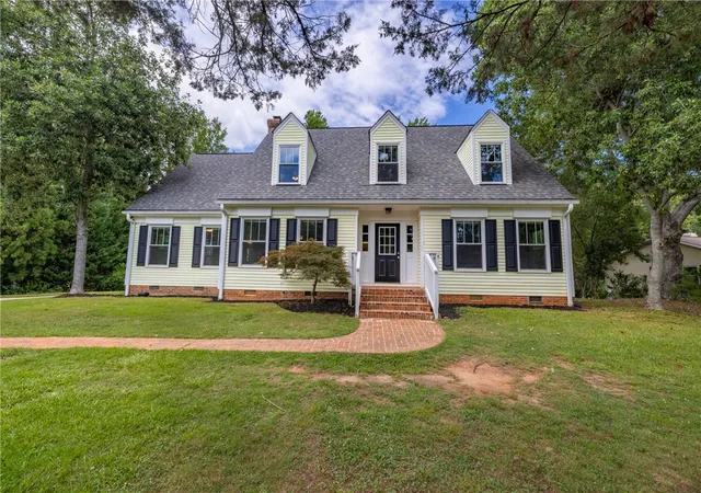 1st image of 105 Knossus Ct, Seneca, SC 29672 | MLS# 20304031