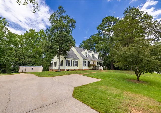 3rd image of 105 Knossus Ct, Seneca, SC 29672 | MLS# 20304031