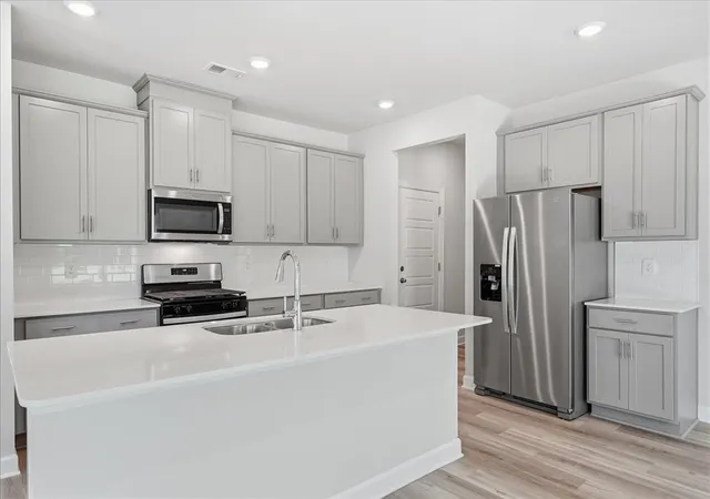 Photo 2 of Sale Pending at 1019 Southwell Dr, Anderson, SC 29624 | MLS# 20303944 | Listing updated on 2026-09-02