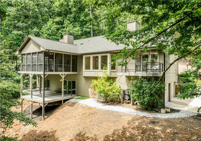 2nd image of 6 White Cap Ct, Salem, SC 29676 | MLS# 20303200