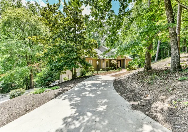 4th image of 6 White Cap Ct, Salem, SC 29676 | MLS# 20303200