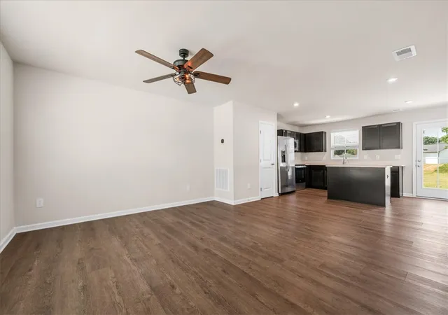 Photo 3 of Single family home for sale at 216 Highland Sta Dr, Clinton, SC 29325 | MLS# 20304010 | Listing updated on 2026-09-14