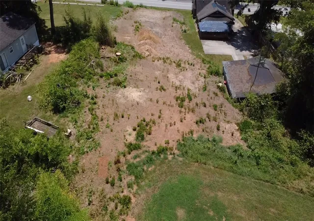 3rd image of 411 E South 2Nd St, Seneca, SC 29678 | MLS# 20304080