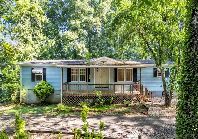 Homes for sale in Pickens, SC | 178 Childress Rd, Pickens, SC 29671 | MLS# 20303784