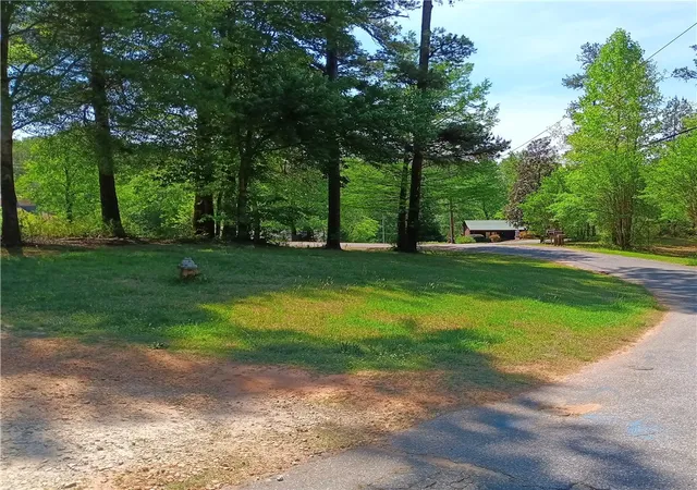 3rd image of 00L-2 Hickory Cove Rd, Seneca, SC 29672 | MLS# 20304085