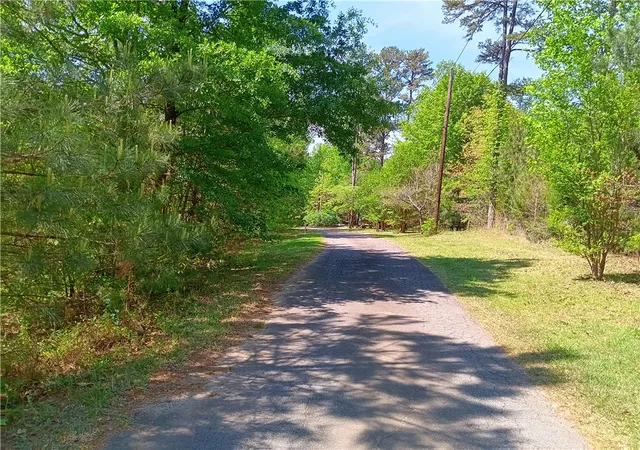 4th image of 00L-2 Hickory Cove Rd, Seneca, SC 29672 | MLS# 20304085