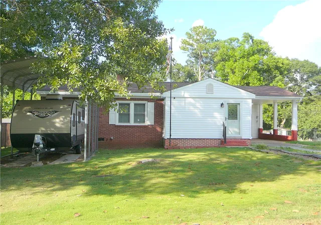 1st image of 206 Stone Dr, Anderson, SC 29625 | MLS# 20304142