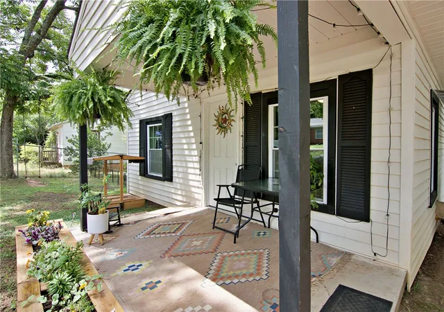 Photo 4 of Single family home for sale at 1015 Boggs St, Anderson, SC 29625 | MLS# 20304061 | Listing updated on 2026-09-04