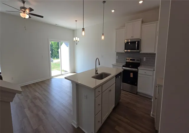 5th image of 433 Belgrove Wy, Easley, SC 29640 | MLS# 20304154