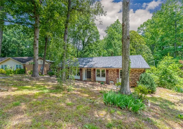 Photo 1 of Single family home for sale at 23 Weehawken Cir, Taylors, SC 29687 | MLS# 20304166 | Listing updated on 2026-09-15