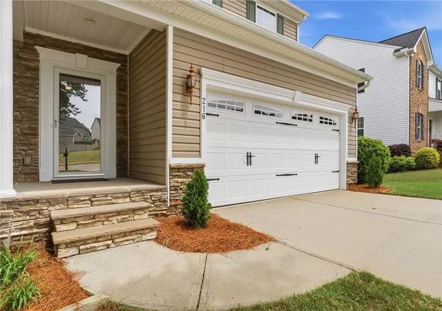 Photo 2 of Single family home for sale at 216 Rio Grande Pl, Simpsonville, SC 29680 | MLS# 20304174 | Listing updated on 2026-07-22