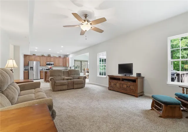Photo 4 of Single family home for sale at 216 Rio Grande Pl, Simpsonville, SC 29680 | MLS# 20304174 | Listing updated on 2026-07-22