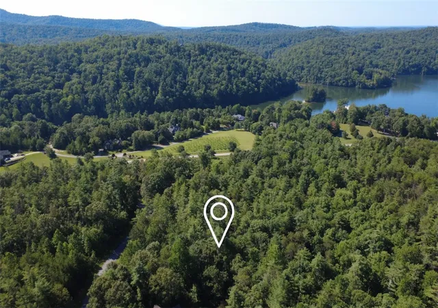 Homes for sale in Sunset, SC | 205 Vineyard Park, Sunset, SC 29685 | MLS# 20304083
