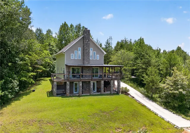 1st image of 125 Chauga Shoals Dr, Westminster, SC 29693 | MLS# 20304188