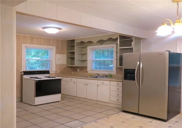 Photo 3 of Single family home for sale at 1911 Martin Ave, Anderson, SC 29625 | MLS# 20304193 | Listing updated on 2026-09-19