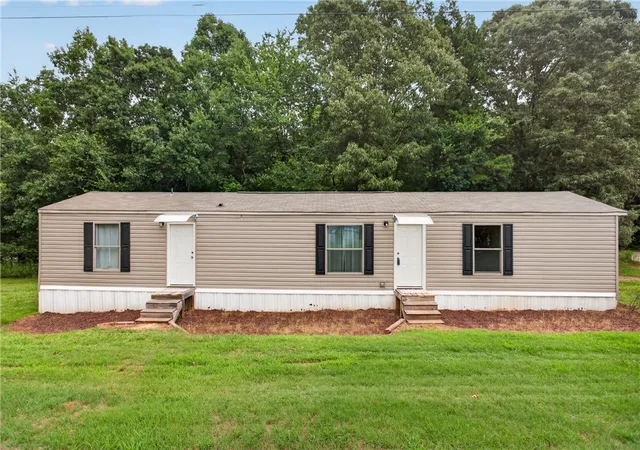 1st image of 429 A Brown Farm Rd, Seneca, SC 29678 | MLS# 20304141