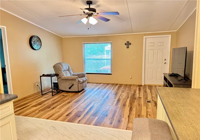 Photo 4 of Manufactured home for sale at 111 Marietta Dr, Westminster, SC 29693 | MLS# 20304228 | Listing updated on 2026-09-16