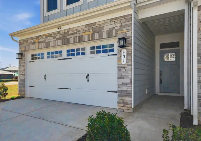 Photo 2 of Sale Pending at 401 Camarillo Ln, Anderson, SC 29621 | MLS# 20304131 | Listing updated on 2026-08-07