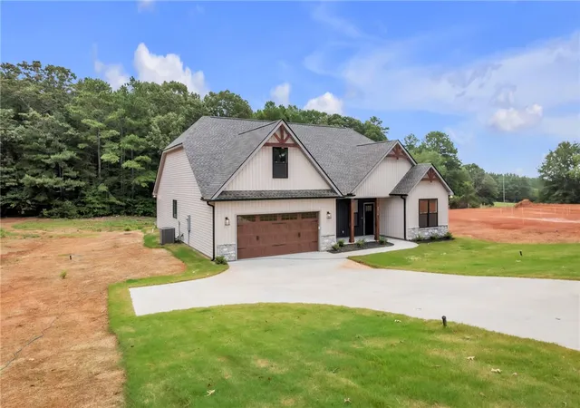 Photo 2 of Single family home for sale at 2210 Refuge Rd, Pendleton, SC 29670 | MLS# 20304269 | Listing updated on 2026-09-11