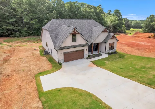 Photo 3 of Single family home for sale at 2210 Refuge Rd, Pendleton, SC 29670 | MLS# 20304269 | Listing updated on 2026-09-11