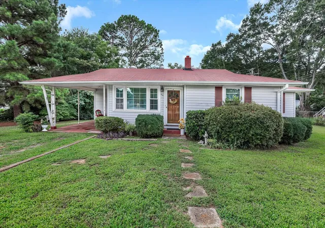Photo 1 of Single family home for sale at 529 Stone Dr, Anderson, SC 29625 | MLS# 20304247 | Listing updated on 2026-09-05