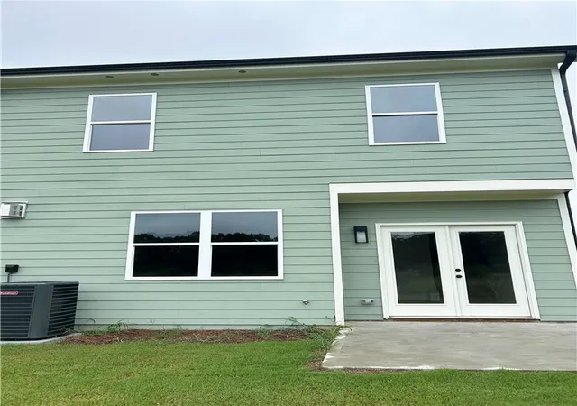 Photo 2 of Townhouse for sale at 15 Crest Dr #1, Hartwell, GA 30643 | MLS# 20304298 | Listing updated on 2026-07-25