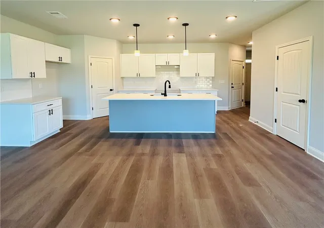 Photo 4 of Townhouse for sale at 15 Crest Dr #1, Hartwell, GA 30643 | MLS# 20304298 | Listing updated on 2026-07-25