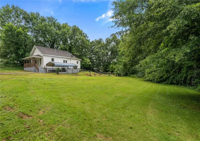 Photo 3 of Single family home for sale at 305 Glazner St, Easley, SC 29640 | MLS# 20304151 | Listing updated on 2026-07-25