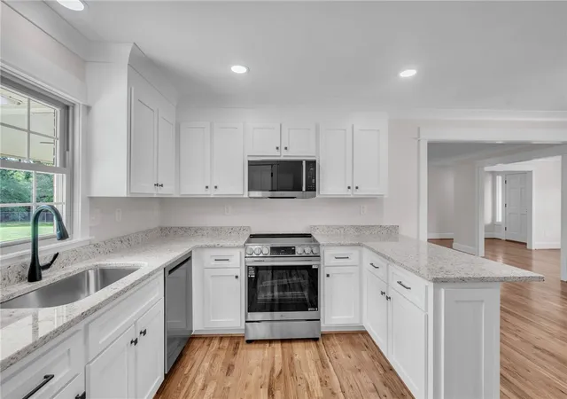 3rd image of 212 Galerie Dr, Easley, SC 29642 | MLS# 20304049