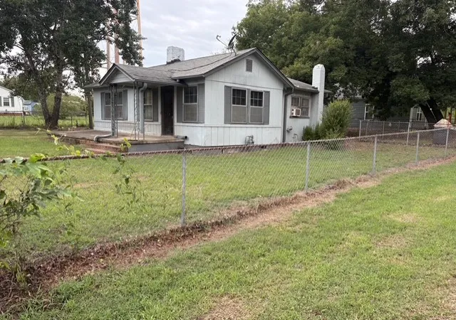Photo 2 of Single family home for sale at 209 Cook St, Iva, SC 29655 | MLS# 20304317 | Listing updated on 2026-07-27