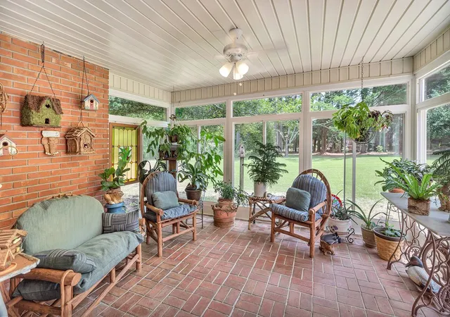 Photo 3 of Single family home for sale at 117 Carter Hall Dr, Anderson, SC 29621 | MLS# 20304272 | Listing updated on 2026-09-20