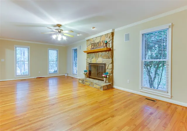 3rd image of 403 Primrose Ct, Easley, SC 29642 | MLS# 20304325