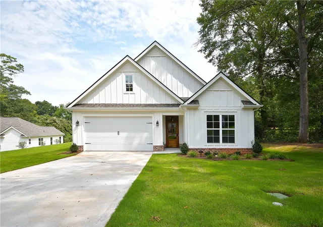 1st image of 101 E C Ave #Lot B, Easley, SC 29640 | MLS# 20304363