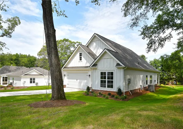 2nd image of 101 E C Ave #Lot B, Easley, SC 29640 | MLS# 20304363