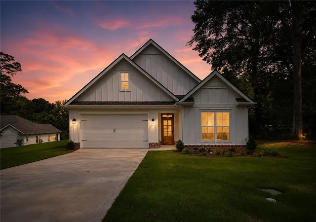 43rd image of 101 E C Ave #Lot B, Easley, SC 29640 | MLS# 20304363